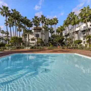 Charming apartment in the heart of the prestigious Puente Romano Resort, Marbella Golden Mile Picture 25