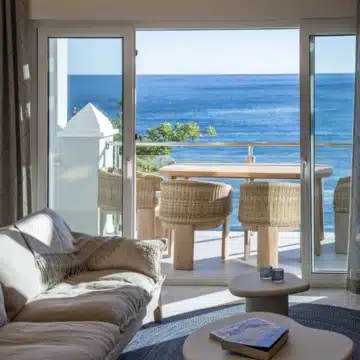 Punta Plata Collection – Exclusive beachfront penthouses with panoramic sea views in Estepona Picture 1