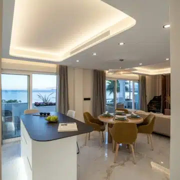 Punta Plata Collection – Exclusive beachfront penthouses with panoramic sea views in Estepona Picture 31