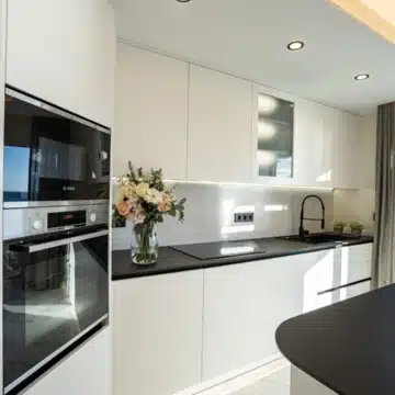 Punta Plata Collection – Exclusive beachfront penthouses with panoramic sea views in Estepona Picture 35
