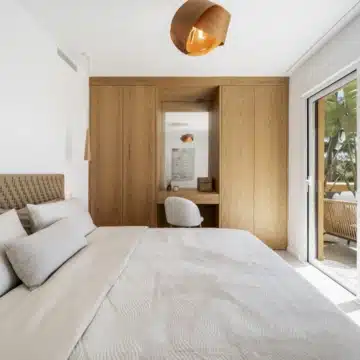 Beachfront groundfloor apartment with amazing sea views in Riviera Andaluza, Estepona Picture 11