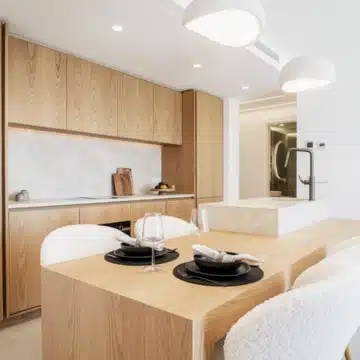 Beachfront groundfloor apartment with amazing sea views in Riviera Andaluza, Estepona Picture 24