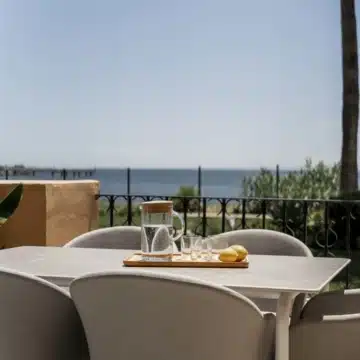 Beachfront groundfloor apartment with amazing sea views in Riviera Andaluza, Estepona Picture 61