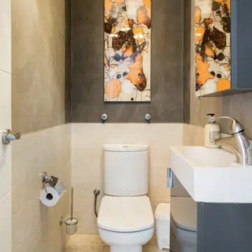 Elegant townhouse with 5-bedrooms in Urbanization Altos del Rodeo, Nueva Andalucia Picture 10