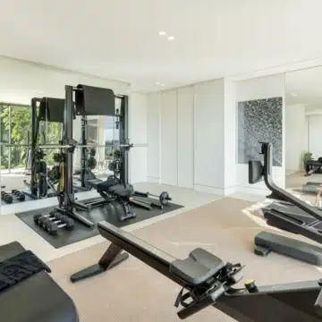 Remarkable villa boasting panoramic views in a prime location of La Quinta, Benahavis Picture 26