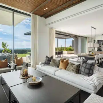 Remarkable villa boasting panoramic views in a prime location of La Quinta, Benahavis Picture 7