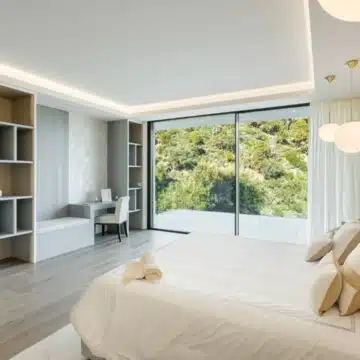 Luxury villa with panoramic sea views within the La Zagaleta Resort and Country Club, Benahavis Picture 22
