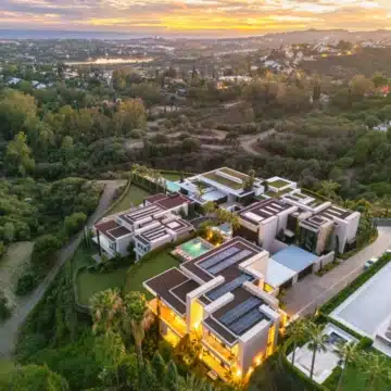 Remarkable villa boasting panoramic views in a prime location of La Quinta, Benahavis Picture 33