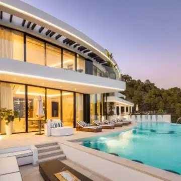 Luxury villa with panoramic sea views within the La Zagaleta Resort and Country Club, Benahavis Picture 34