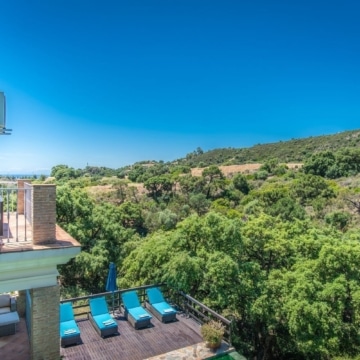 Majestic villa with breathtaking sea and mountain views in the serene Forest Hills of Estepona Picture 13