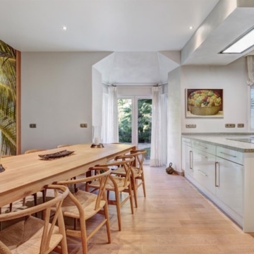 Exclusive 6 bedrooms villa with Andalusian charm in Guadalmina Baja, San Pedro de Alcantara Picture 16