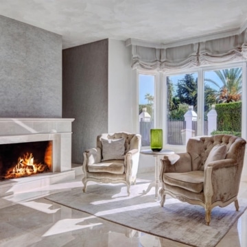 Exclusive 6 bedrooms villa with Andalusian charm in Guadalmina Baja, San Pedro de Alcantara Picture 1