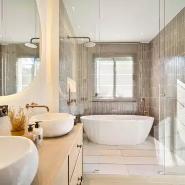 Beautiful villa nestled just minutes from the renowned Los Naranjos Golf Course in Nueva Andalucía Picture 41