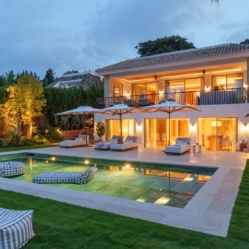 Striking five-bedroom villa located in the prestigious enclave of Nueva Andalucía Picture 53