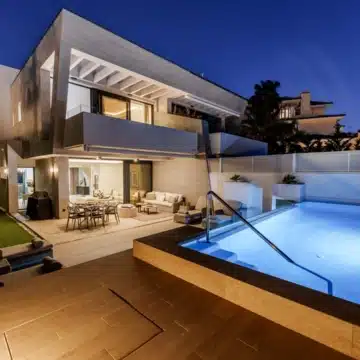Modern semi-detached villa in the gated community of Banus Bay, Puerto Banus Picture 23