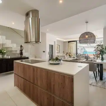 Modern semi-detached villa in the gated community of Banus Bay, Puerto Banus Picture 29