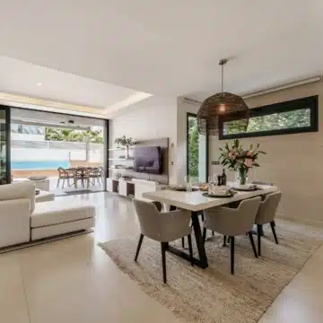 Modern semi-detached villa in the gated community of Banus Bay, Puerto Banus Picture 10
