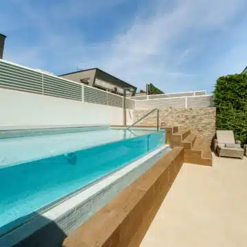 Modern semi-detached villa in the gated community of Banus Bay, Puerto Banus Picture 17