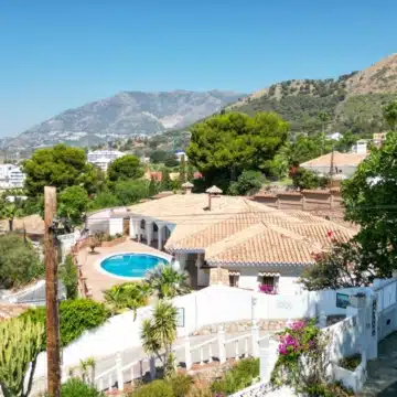 7 Diamond Villas – Stunning villa with panoramic sea views in La Capellanía, Benalmadena Picture 28