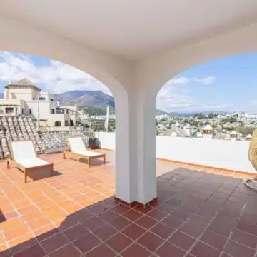 Altoasis – Townhouse with stunning Sea and Golf views in Santa Maria, Estepona Picture 9