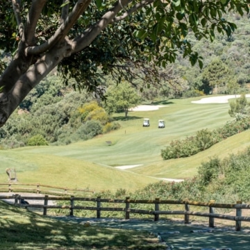 Elegant 2-bedroom apartment with charming interiors within the highly sought-after Los Arqueros Golf & Country Club, Benahavis Picture 22