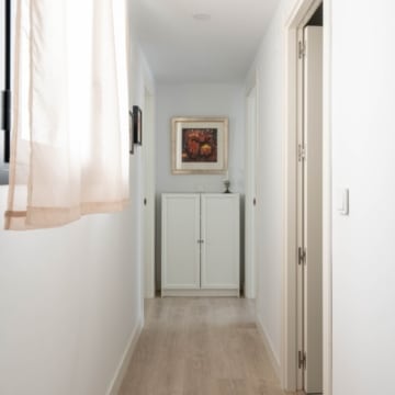 Brand new apartment with rooftop pool and stunning views in Estepona Picture 20