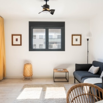 Brand new apartment with rooftop pool and stunning views in Estepona Picture 6