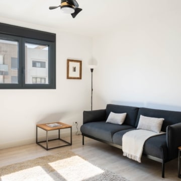 Brand new apartment with rooftop pool and stunning views in Estepona Picture 7