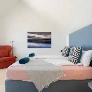 Amazing penthouse in an exclusive residential complex Tee 5 with panoramic sea views in Los Flamingos Golf Resort, Benahavis Picture 13