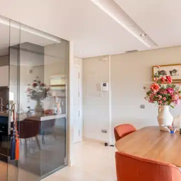 Frontline golf 3-bedroom penthouse with stunning views in Los Robles de Los Arqueros, Benahavis Picture 19