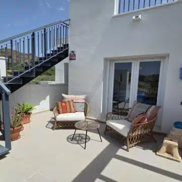 Frontline golf 3-bedroom penthouse with stunning views in Los Robles de Los Arqueros, Benahavis Picture 0