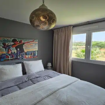 Frontline golf 3-bedroom penthouse with stunning views in Los Robles de Los Arqueros, Benahavis Picture 18