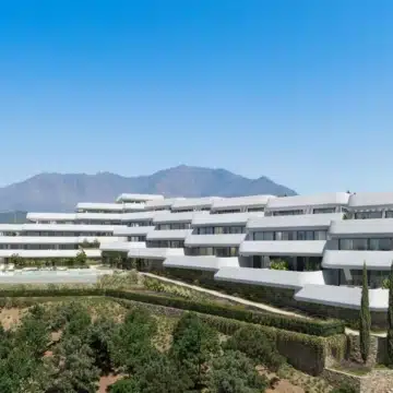 Skye Casares Golf – New built homes with sweeping views over the golf course and sea in Casares Picture 21