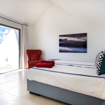 Amazing penthouse in an exclusive residential complex Tee 5 with panoramic sea views in Los Flamingos Golf Resort, Benahavis Picture 22