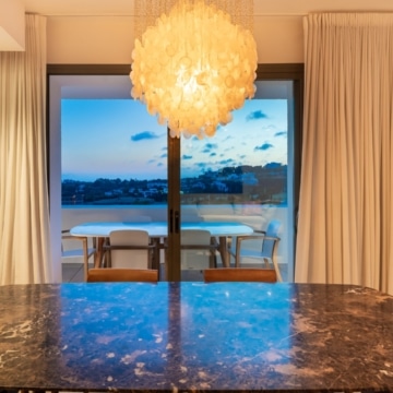 Amazing penthouse in an exclusive residential complex Tee 5 with panoramic sea views in Los Flamingos Golf Resort, Benahavis Picture 39