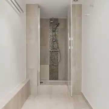 Exceptional five bedroom townhouse in La Perla de la Heredia, Benahavís Picture 29