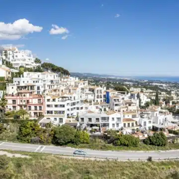 Exceptional five bedroom townhouse in La Perla de la Heredia, Benahavís Picture 34