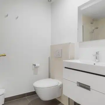 Exceptional five bedroom townhouse in La Perla de la Heredia, Benahavís Picture 16