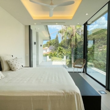 Modern villa with spectacular views in La Carolina, Marbella Golden Mile Picture 12