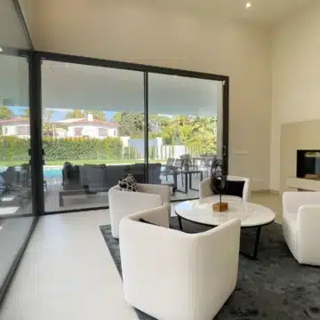 Modern villa with spectacular views in La Carolina, Marbella Golden Mile Picture 38