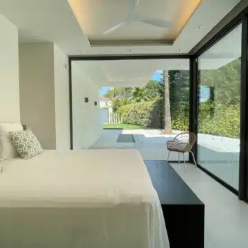 Modern villa with spectacular views in La Carolina, Marbella Golden Mile Picture 40