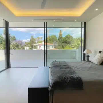 Modern villa with spectacular views in La Carolina, Marbella Golden Mile Picture 43