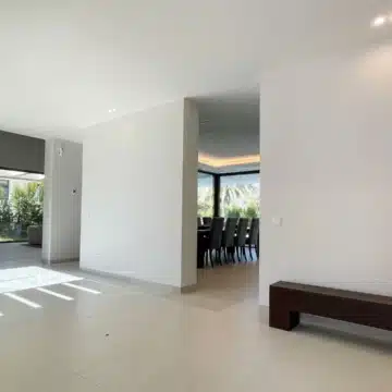 Modern villa with spectacular views in La Carolina, Marbella Golden Mile Picture 9