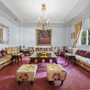 Majestic villa in sought-after residential area of Rocio de Nagüeles, Marbella Golden Mile Picture 8