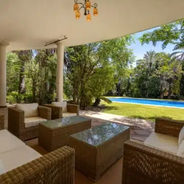 Majestic villa in sought-after residential area of Rocio de Nagüeles, Marbella Golden Mile Picture 0