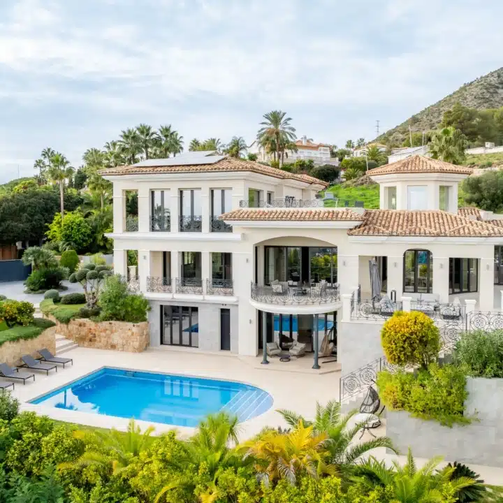 Stunning villa offering panoramic views of the mountains in the prestigious gated community of Sierra Blanca, Marbella Picture