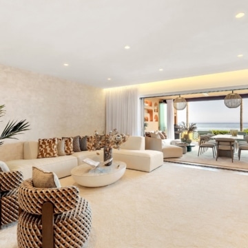 Beachfront apartment with Mediterranean Sea views in the prestigious Los Granados del Mar, Estepona Picture 9