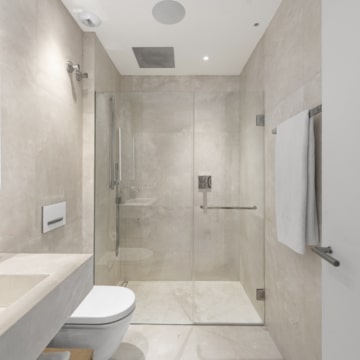 Exceptional duplex apartment featuring panoramic sea views and lush landscape in La Quinta, Benahavis Picture 17