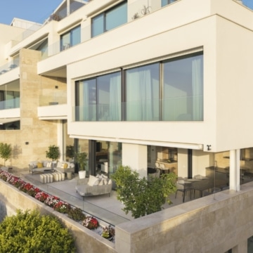 Exceptional duplex apartment featuring panoramic sea views and lush landscape in La Quinta, Benahavis Picture 33