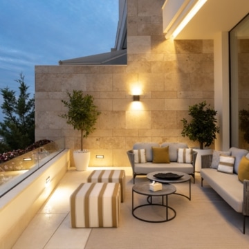 Exceptional duplex apartment featuring panoramic sea views and lush landscape in La Quinta, Benahavis Picture 12